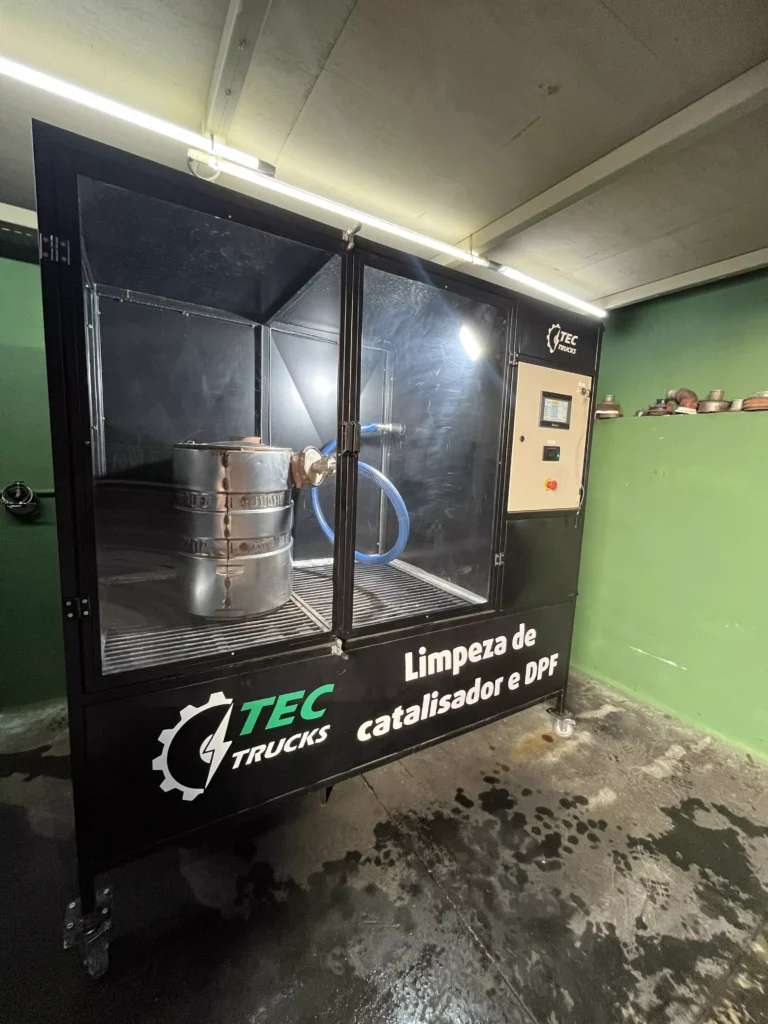 Limpeza de catalisador 2 Tec Trucks - Oficina Especializada em Caminhões